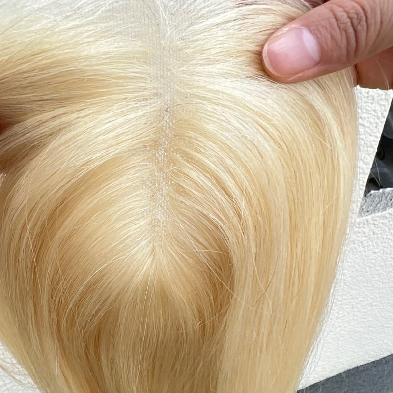 U-shaped lace base and clips on 613 blonde topper