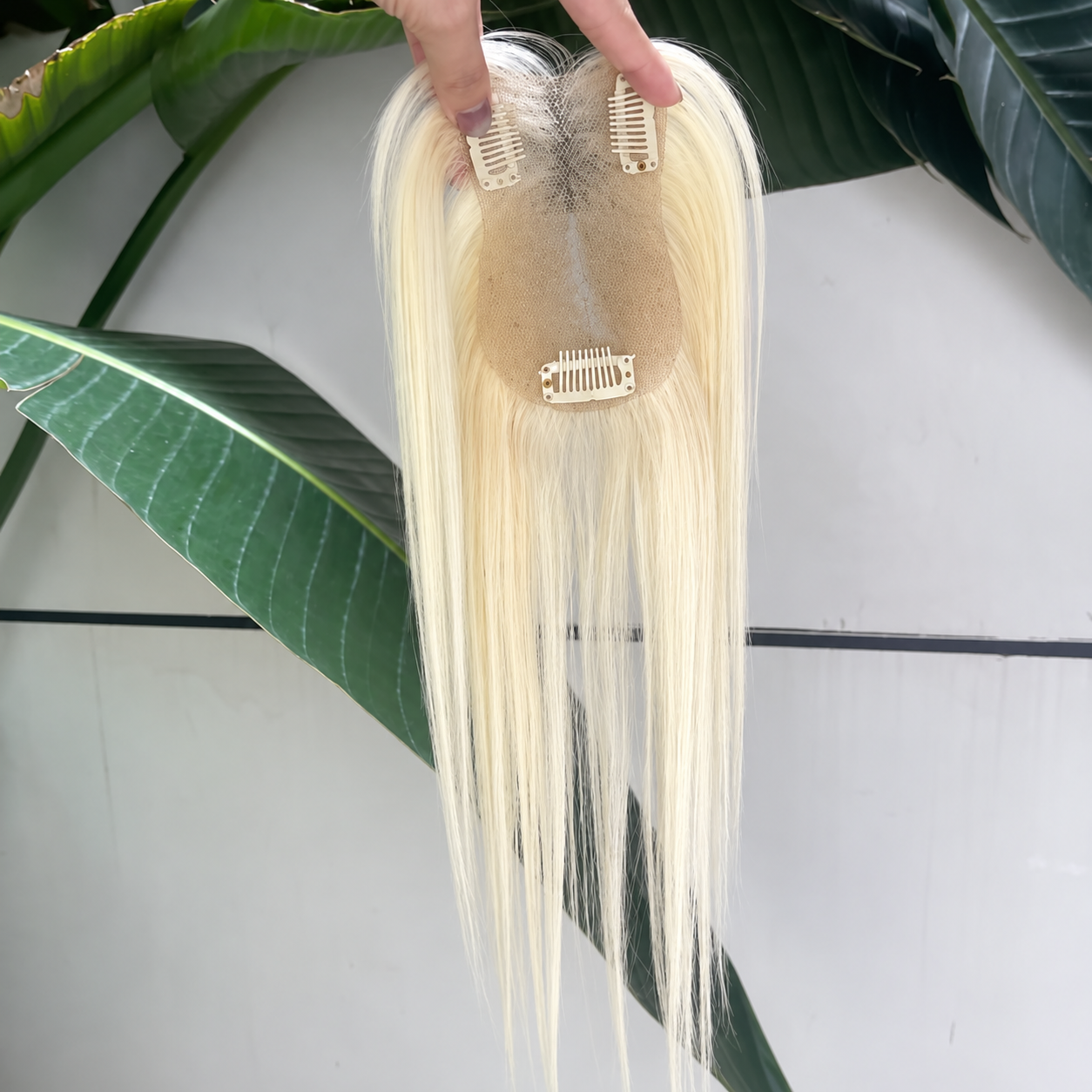 613 blonde human hair topper 7 by 11 cm hand-tied lace base and three clips