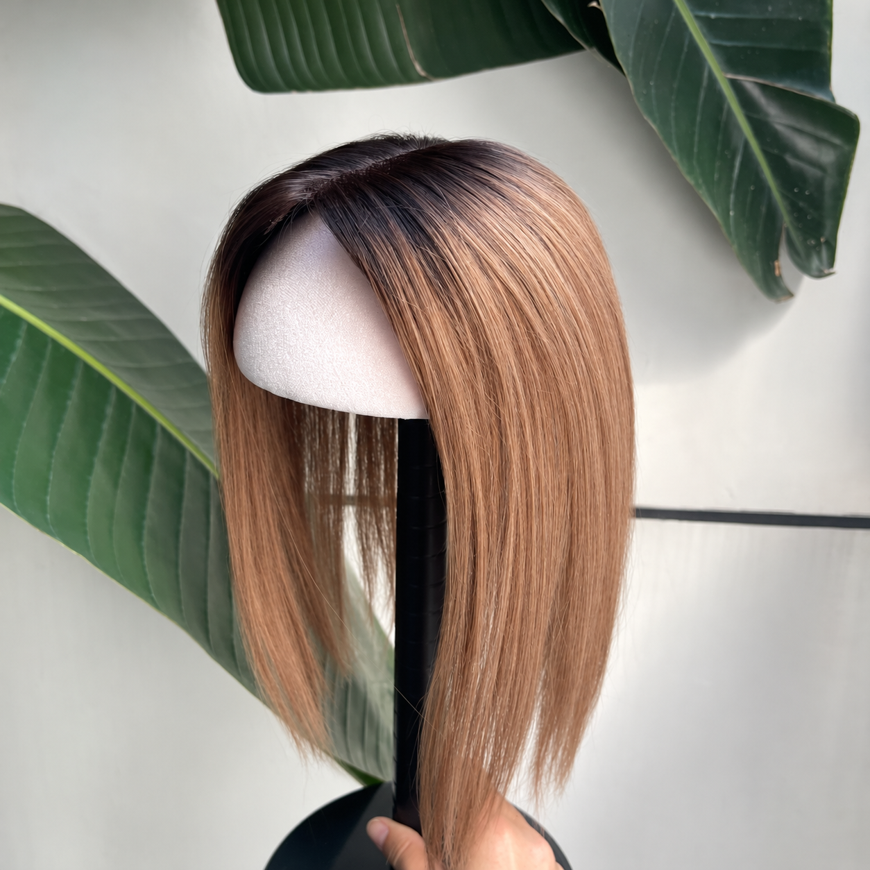 Brown ombre human hair topper with dark roots, 35 cm hair and hand-tied lace part