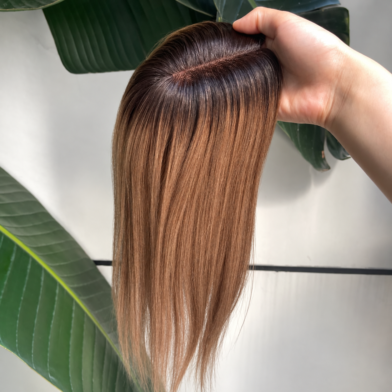 Brown ombre human hair topper with dark roots, 35 cm hair and hand-tied lace part